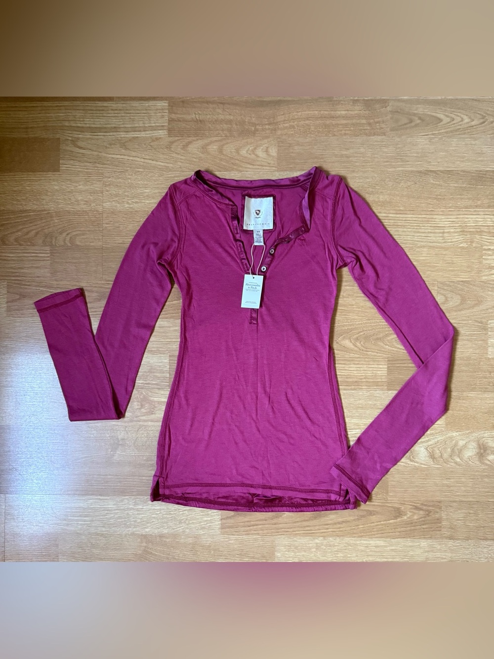 Abercrombie & Fitch Rare Vintage Y2K Long Sleeve Maroon Henley Top